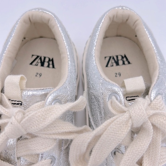 COPY - Zara Girls Metallic Silver Sneakers Size Eu 29/ US 10.5 - Picture 6 of 6